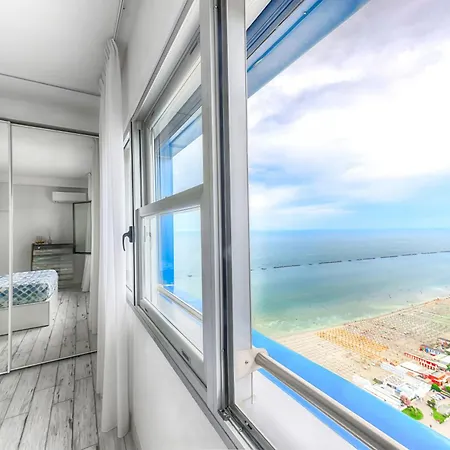 Highest - Attico Sul Mare * تْشيزيناتيكو